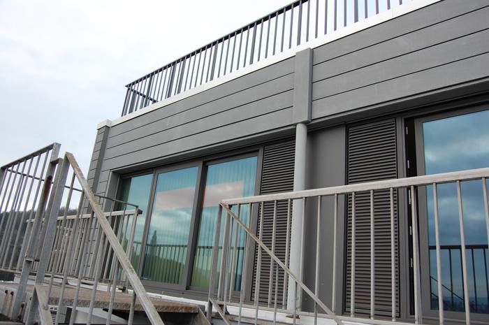 Rénovation des menuiseries extérieures d'un bâtiment de 8 niveaux et enveloppe générale du bâtiment pour isolation thermique, photo 2