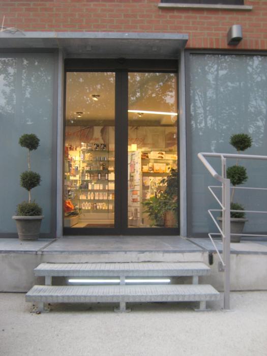 Transformation d'une habitation en pharmacie, photo 6