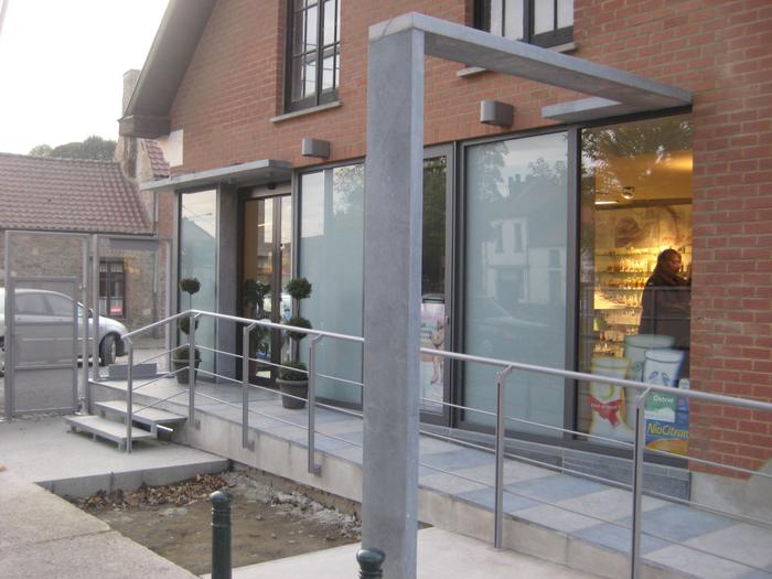 Transformation d'une habitation en pharmacie, photo 7